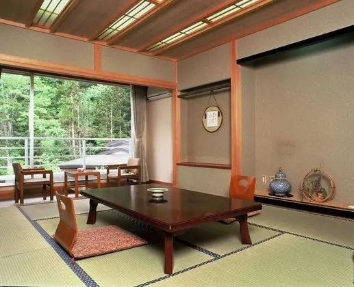 Traditional Oda, Sigara İçilebilir, Özel Banyo (Japanese Style )
