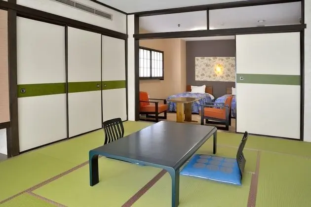 Traditional Oda (Japanese Western Style, for 8 People)