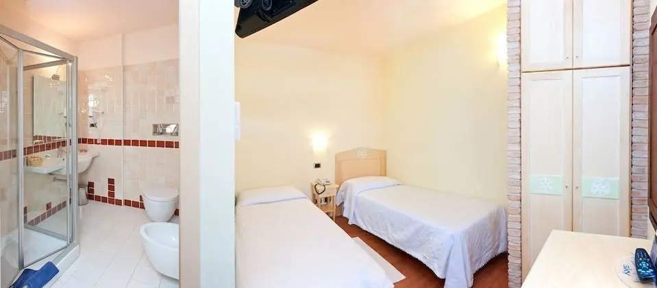 Economy İki Ayrı Yataklı Oda