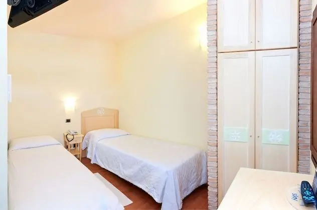 Economy İki Ayrı Yataklı Oda