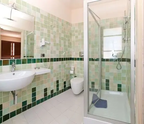 Economy İki Ayrı Yataklı Oda