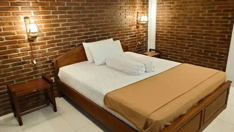 Deluxe Tek Büyük Yataklı Oda, 1 En Büyük (King) Boy Yatak, Sigara İçilmez, Bahçe Manzaralı