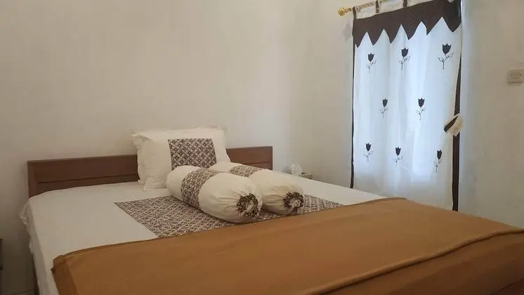 Economy Tek Büyük Yataklı Oda
