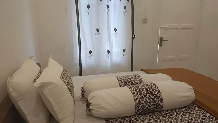 Economy Tek Büyük Yataklı Oda