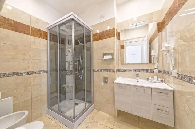 Superior Tek Büyük Yataklı Oda