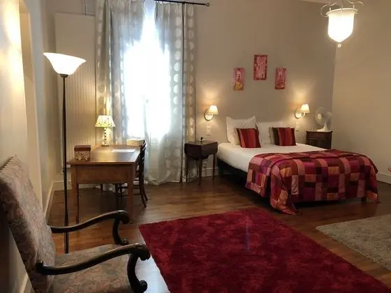 Comfort Tek Büyük Yataklı Oda, 1 Büyük (Queen) Boy Yatak, Özel Banyo, Bahçeli (Pigeonnier)