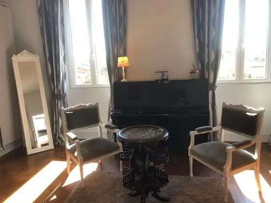 Comfort Tek Büyük Yataklı Oda, Özel Banyo (Clocher)