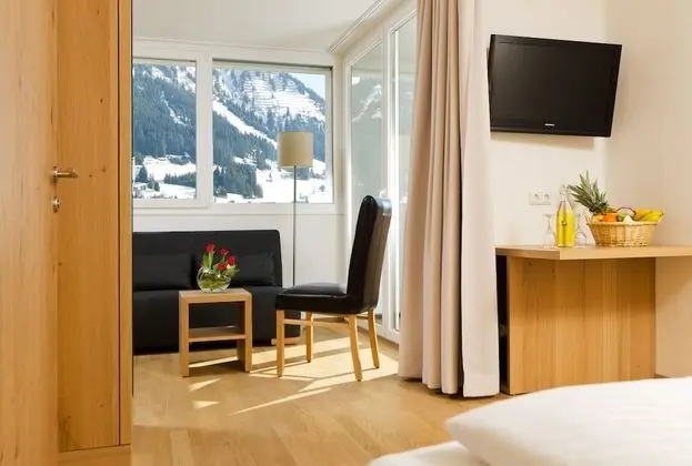 Comfort Tek Büyük Yataklı Oda, Balkon (Sonnahölderle)