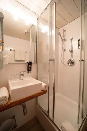 Traditional Tek Büyük Yataklı Oda, 1 En Büyük (King) Boy Yatak ve Çekyat, Sigara İçilmez (Murmele)