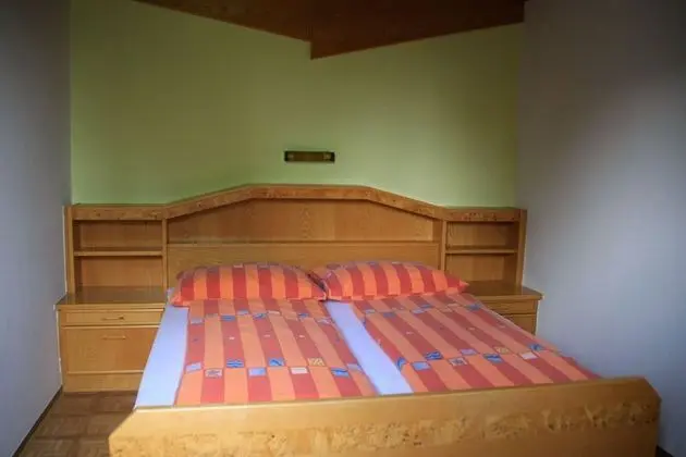 Economy Tek Büyük Yataklı Oda