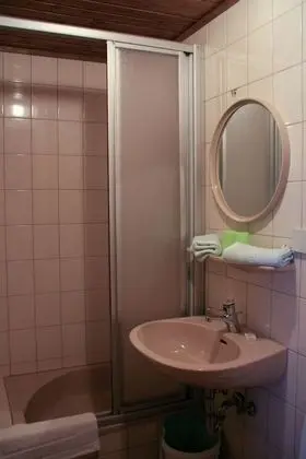 Economy Tek Büyük Yataklı Oda