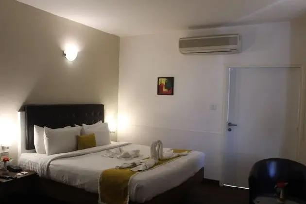 Deluxe Tek Büyük veya İki Ayrı Yataklı Oda