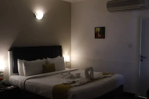 Deluxe Tek Büyük veya İki Ayrı Yataklı Oda