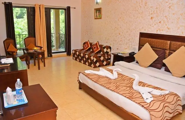 Deluxe Tek Büyük Yataklı Oda, 1 Çift Kişilik Yatak, Resort Manzaralı