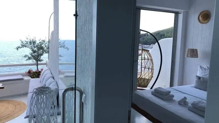 Superior Tek Büyük Yataklı Oda, Balkon, Deniz Manzaralı