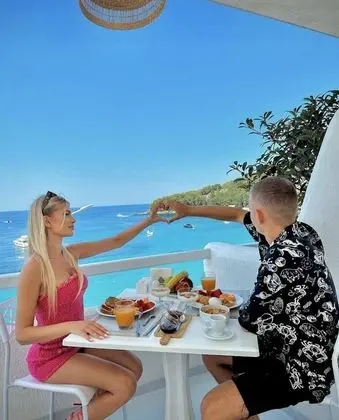 Superior Tek Büyük Yataklı Oda, Balkon, Deniz Manzaralı