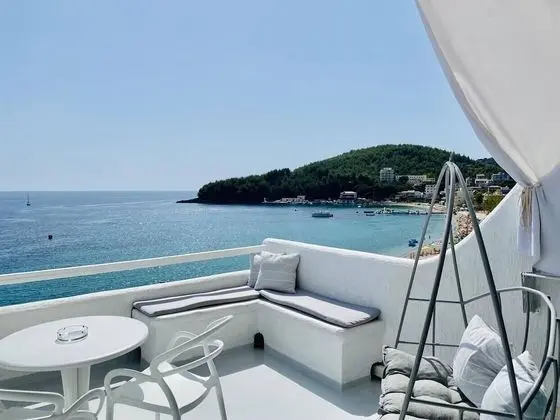 Superior Tek Büyük Yataklı Oda, Balkon, Deniz Manzaralı