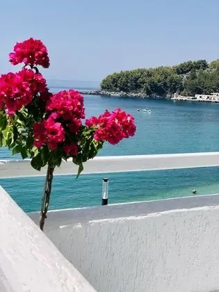 Superior Tek Büyük Yataklı Oda, Balkon, Deniz Manzaralı