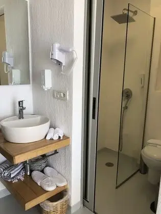 Superior Tek Büyük Yataklı Oda, Balkon, Deniz Manzaralı