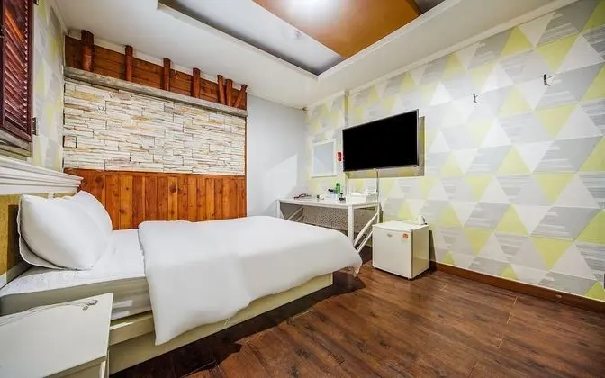 Oda (Standard Room (Smart TV (Netflix/YouT)