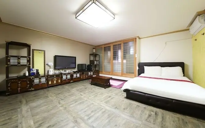 Oda (VIP (100% disinfection / good room he)