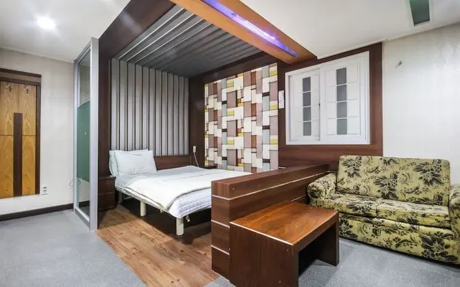 Oda (Deluxe room-bath (inquire at the fron)