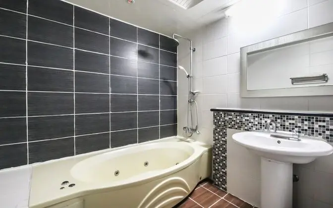 Oda (Deluxe room-bath (inquire at the fron)