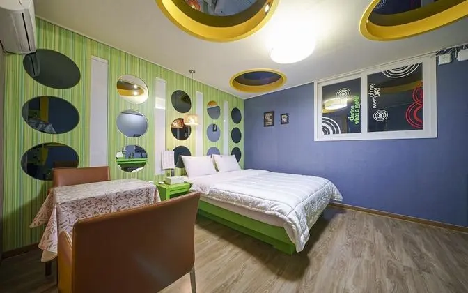 Oda (General room-1 room 1 parking (hot sp)