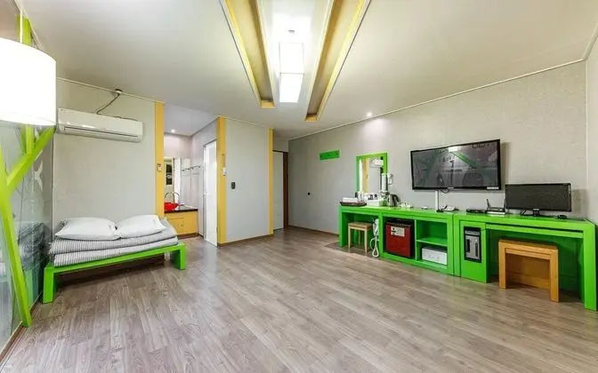 Oda (Ondol-Individual heating (100% hot sp)