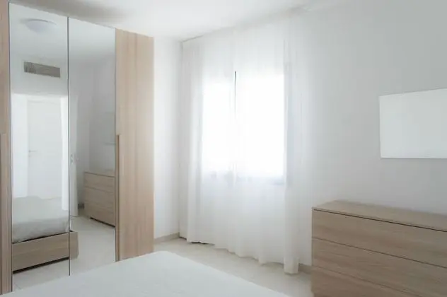 Apart Daire, 1 Büyük (Queen) Boy Yatak ve Çekyat, Tepe Manzaralı