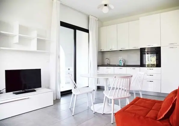 Apart Daire, 1 Büyük (Queen) Boy Yatak ve Çekyat, Tepe Manzaralı