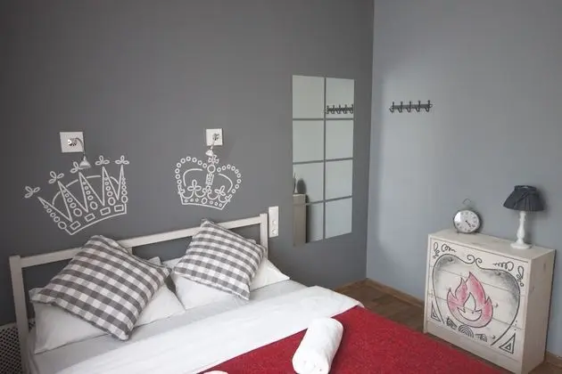 Standard Tek Büyük Yataklı Oda, Ortak Banyo (London)