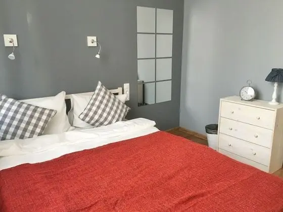 Standard Tek Büyük Yataklı Oda, Ortak Banyo (London)