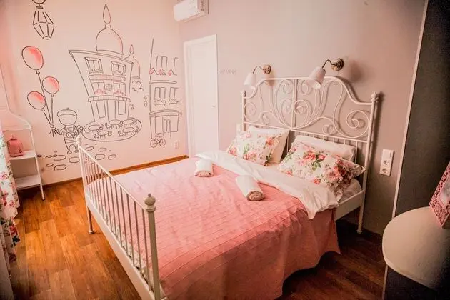 Standard Tek Büyük Yataklı Oda (Paris)