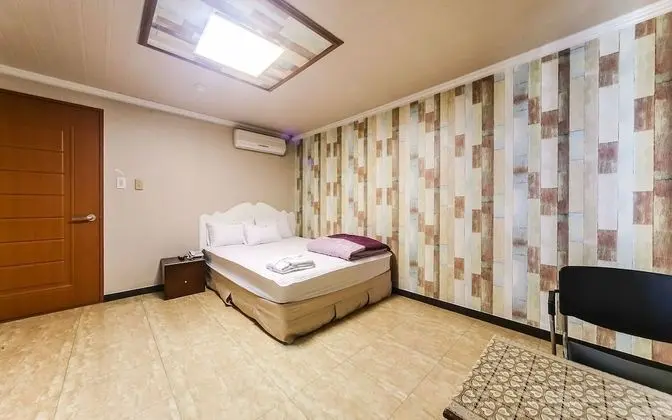 Oda (Standard Room)