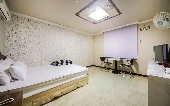 Oda (Standard Room)