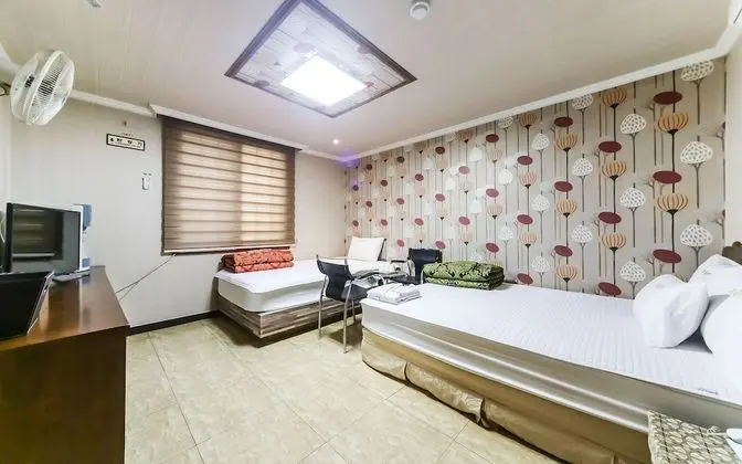 Oda (Twin Room)