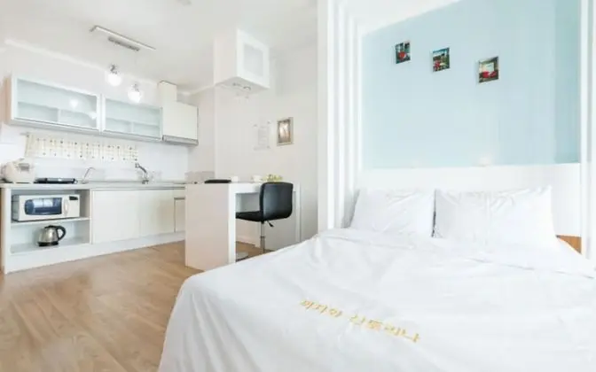 Oda (Room 201 (Ocean View Spa))