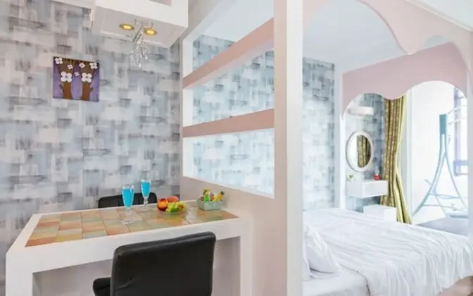 Oda (Room 202 (Ocean View Spa))