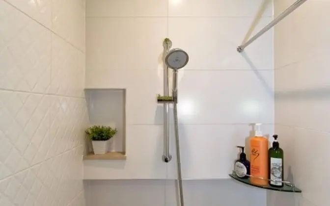 Oda (April (Open-Air Bath))