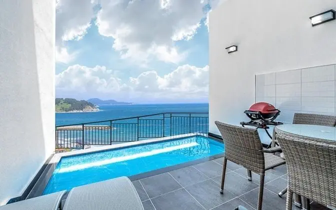 Oda (Building A-101 (private pool jet spa))