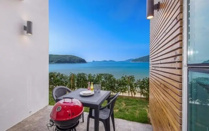 Oda (B103 (Jet Spa Ocean View))