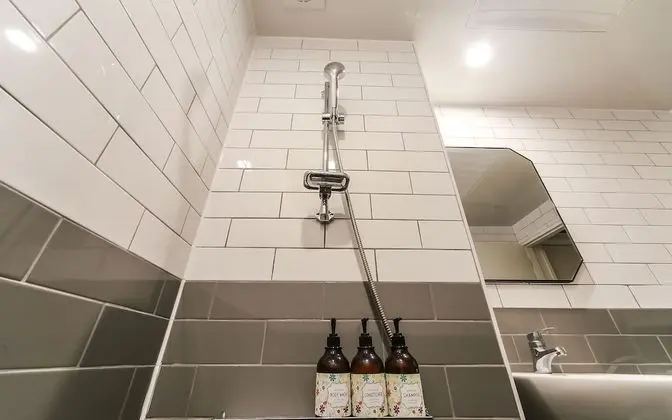 Oda (Twin Room (Road View))