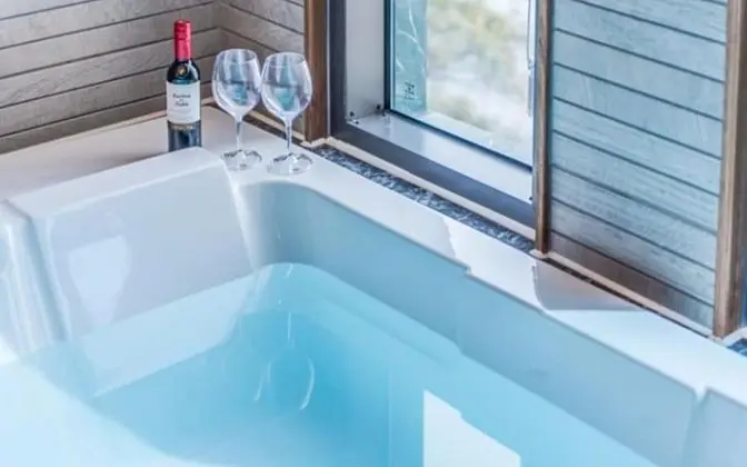 Oda (Room 303 (Duplex Whirlpool Spa))