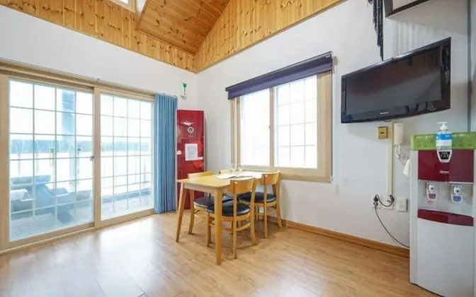 Oda (Black Rose (Duplex))