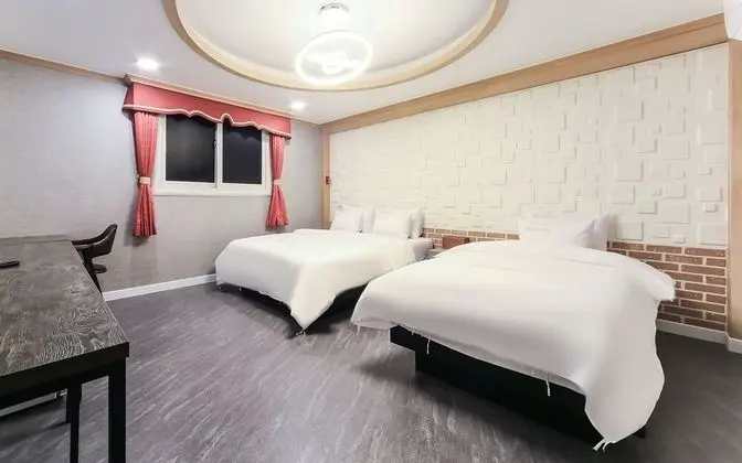 Oda (Suite room-Twin)