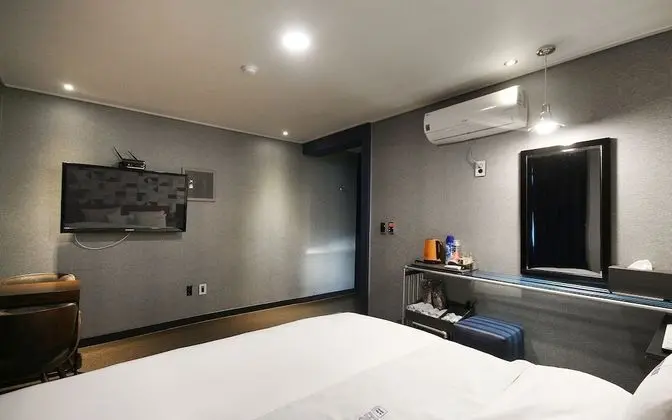 Oda (Deluxe-Non-Smoking Room (Netflix Avai)