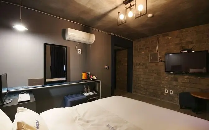 Oda (Deluxe-Non-Smoking Room (Netflix Avai)