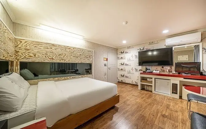 Oda (Special (Netflix Available))