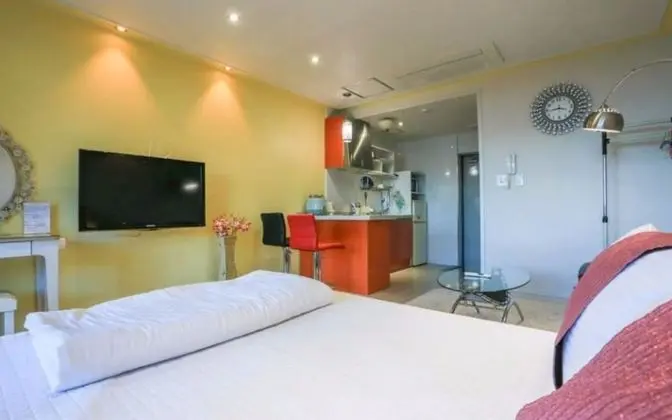 Oda (Hwanghwa Room 202)